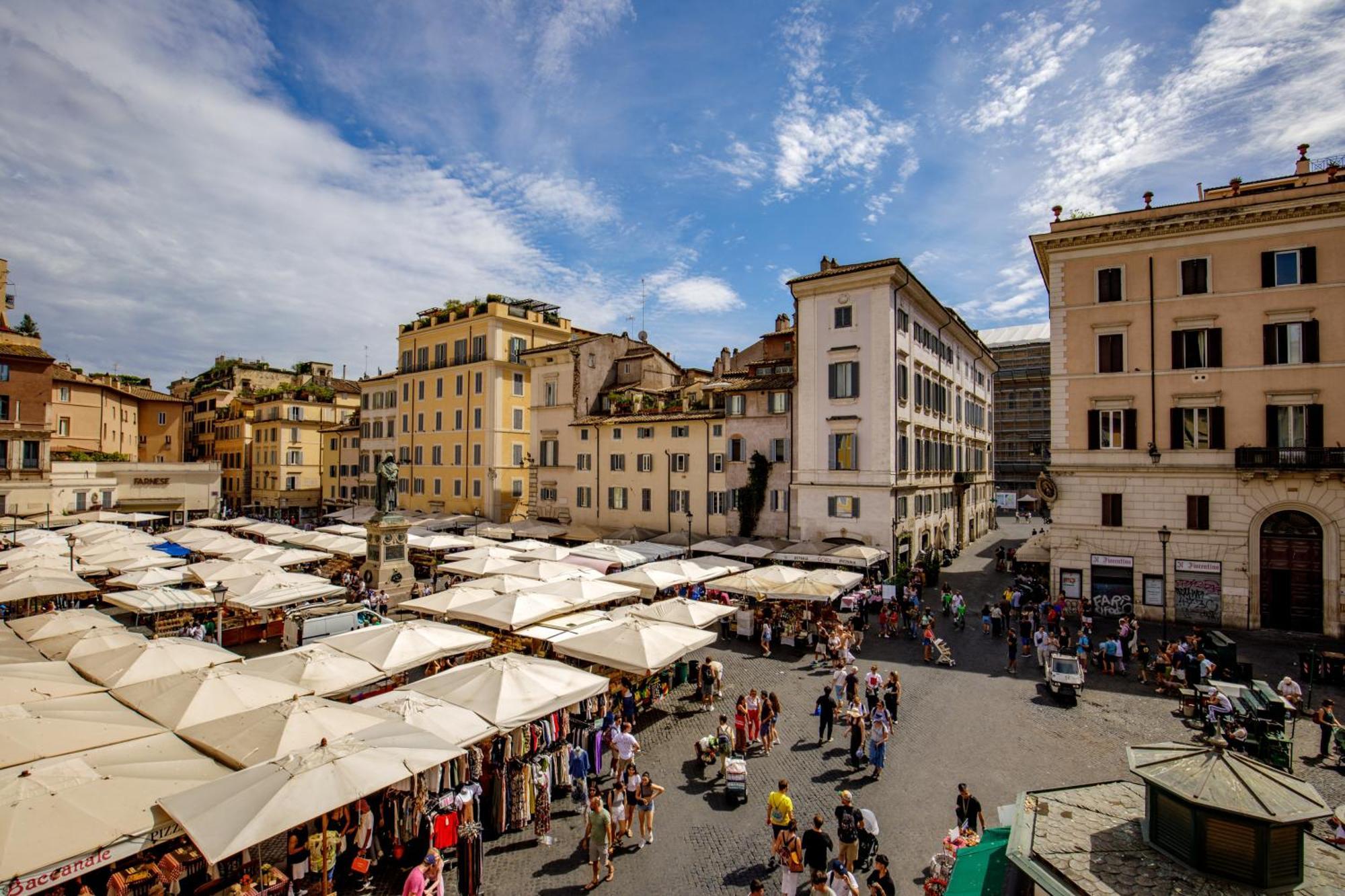 Boutique Hotel Campo De' Fiori Rom Exteriör bild