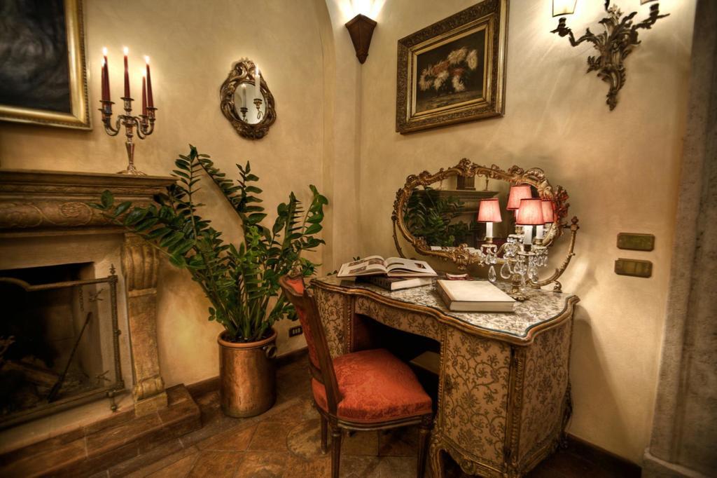 Boutique Hotel Campo De' Fiori Rom Exteriör bild