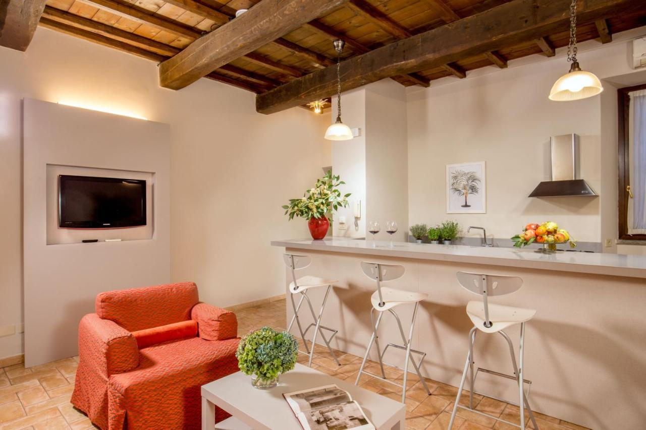 Boutique Hotel Campo De' Fiori Rom Exteriör bild