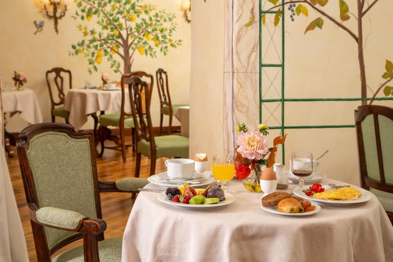 Boutique Hotel Campo De' Fiori Rom Exteriör bild